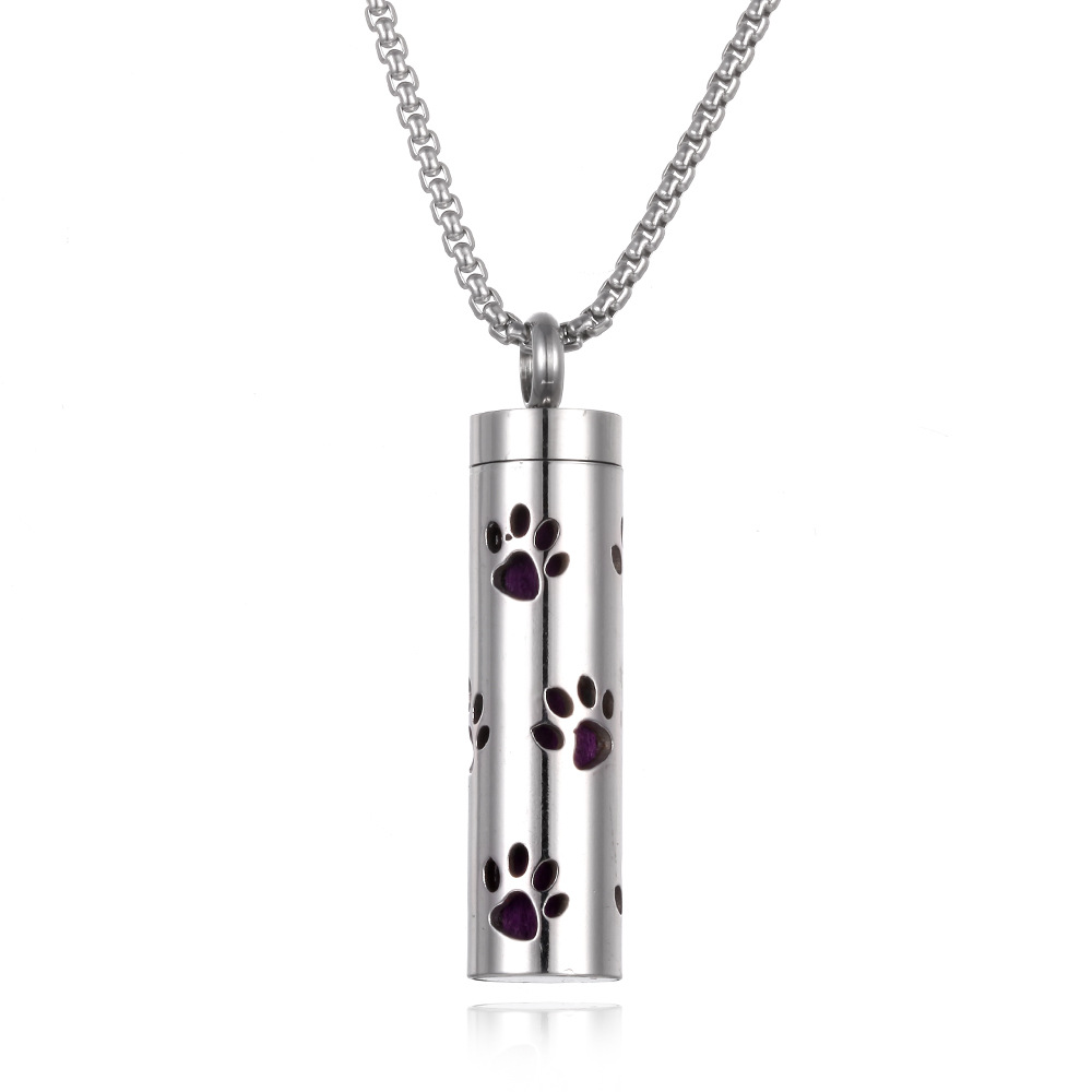 Aromatherapy Scent Keeper Pendant – Wearable Essential Oil Diffuser Necklace