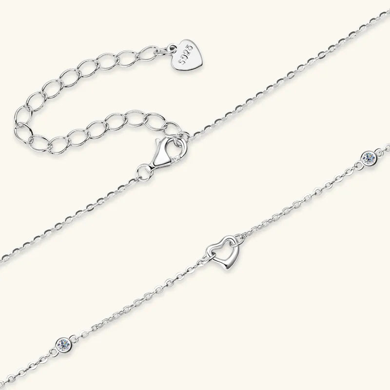 Moissanite 925 Sterling Silver Heart Necklace – photo 3 – Avaiya Gems
