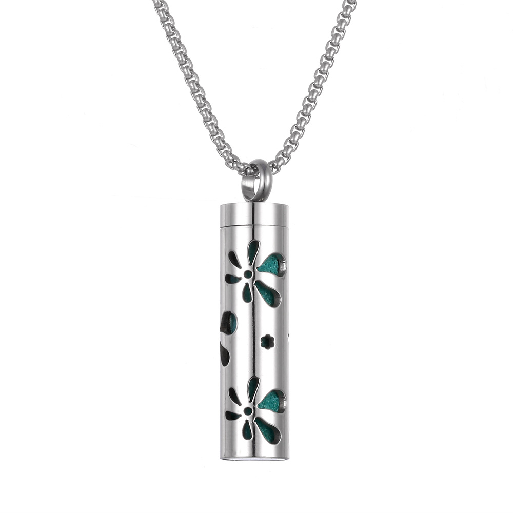 Aromatherapy Scent Keeper Pendant – Wearable Essential Oil Diffuser Necklace
