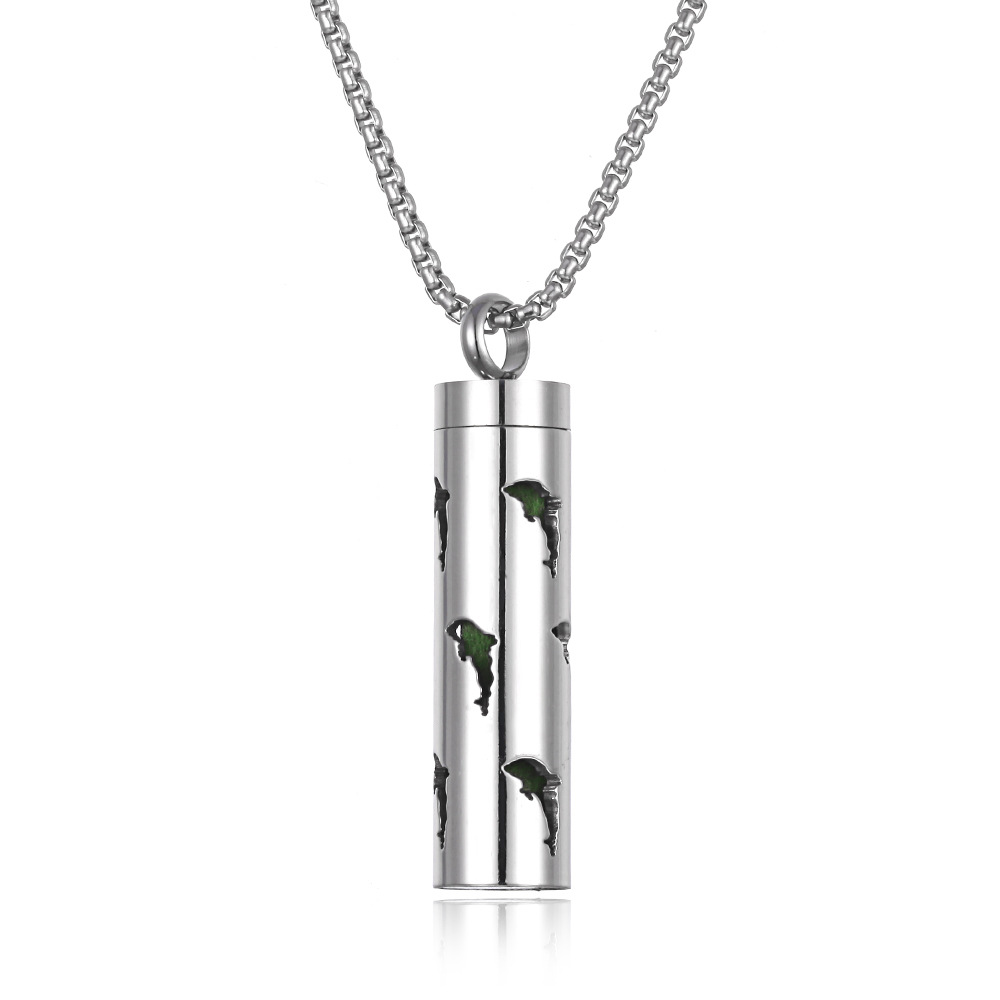 Aromatherapy Scent Keeper Pendant – Wearable Essential Oil Diffuser Necklace
