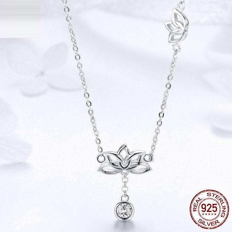 Silver Lotus Delicate Necklace – photo 3 – Avaiya Gems