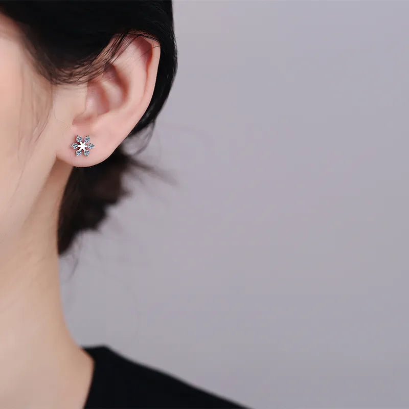 Moissanite 925 Sterling Silver Snowflake Shape Earrings – photo 4 – Avaiya Gems