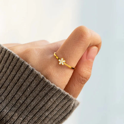 925 Sterling Silver Enamel Flower Ring – photo 2 – Avaiya Gems