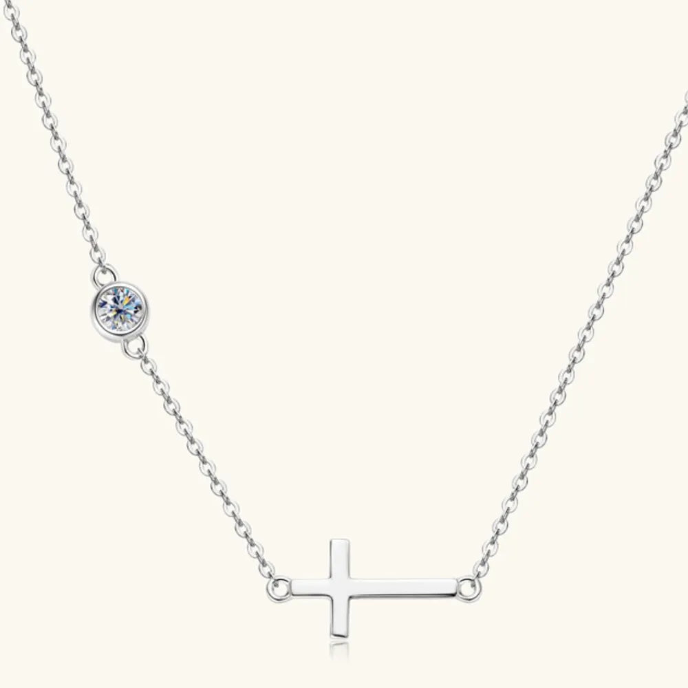 Cross 925 Sterling Silver Moissanite Necklace – photo 2 – Avaiya Gems