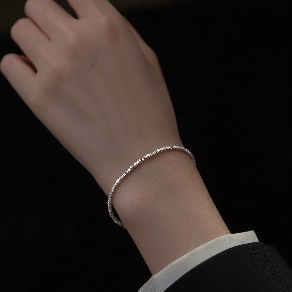 S925 sterling silver irregular broken silver simple bracelet – photo 2 – Avaiya Gems